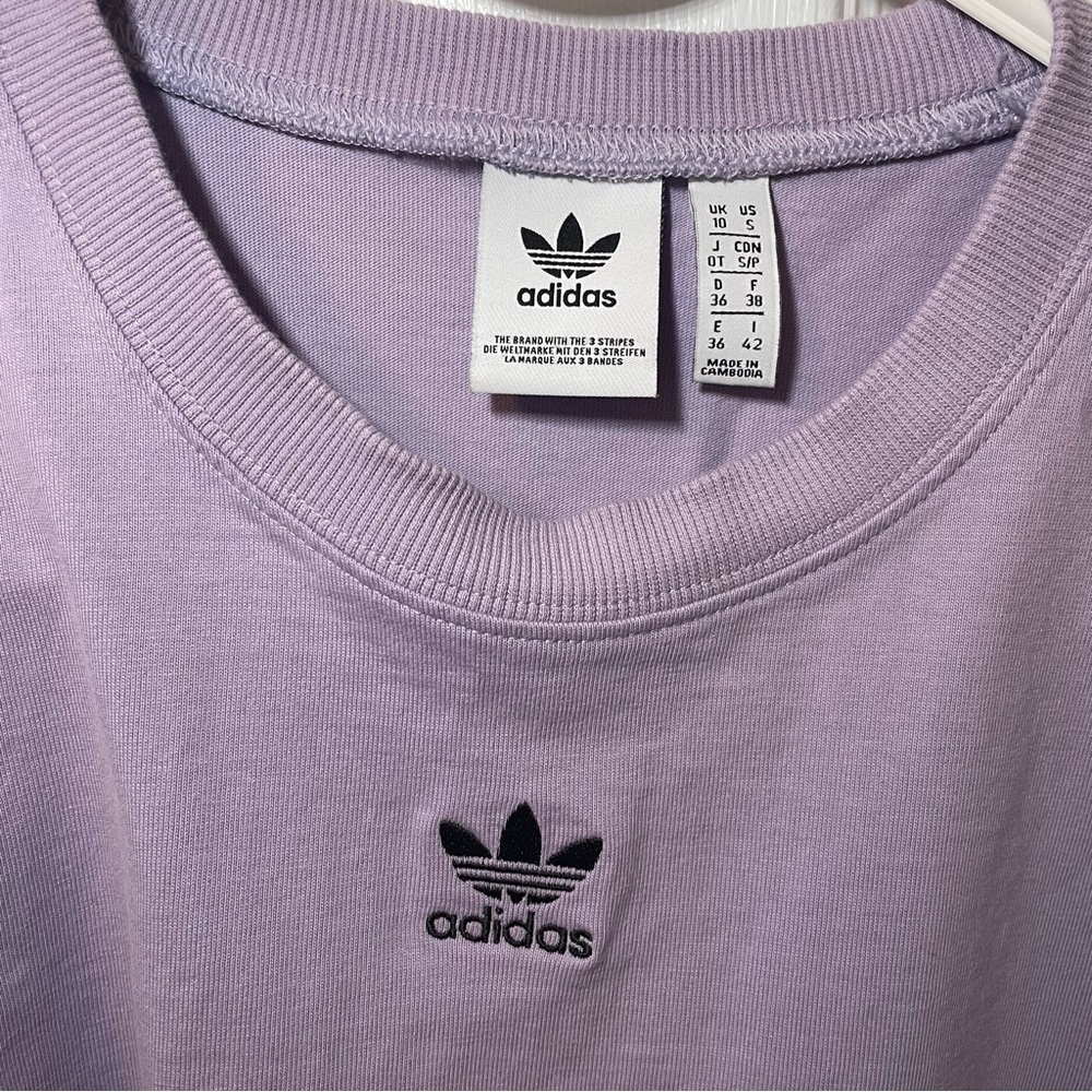 Purple oversized adidas tee Size small - Picture 4 of 5